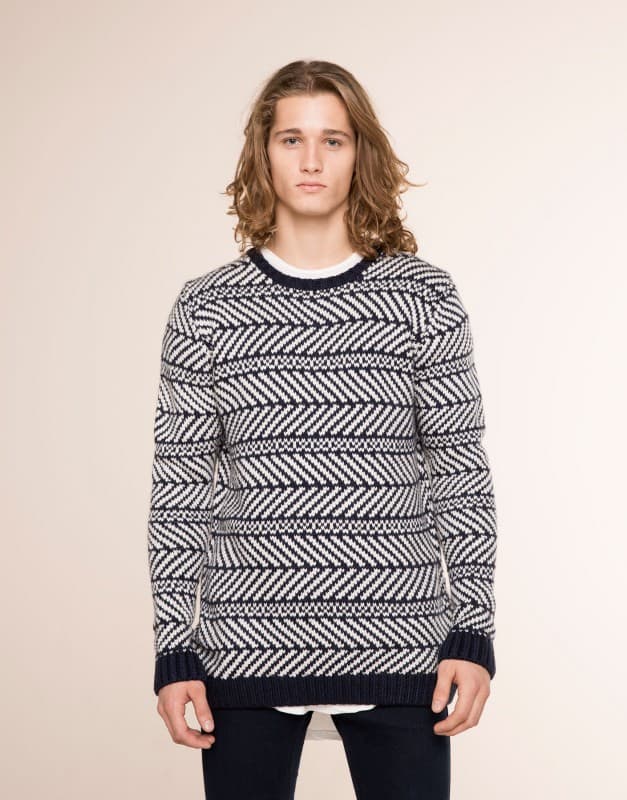 Αντρικό πουλόβερ 9,99€ @Pull&amp; Bear