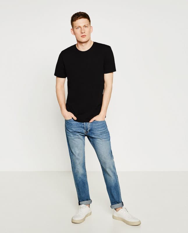 Αντρικό t-shirt 5,95€ @Zara