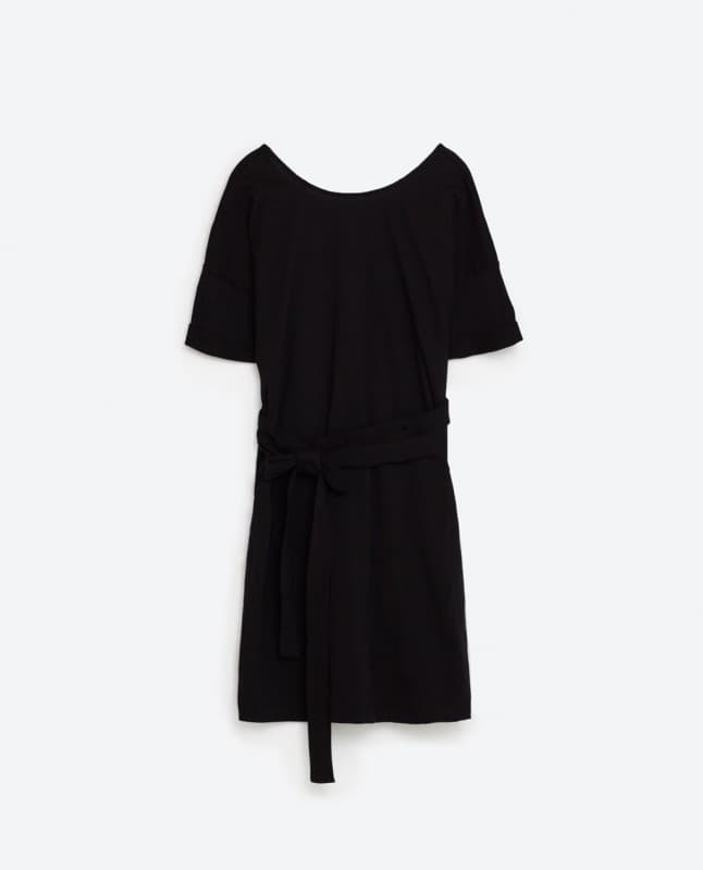Γυναικείο φόρεμα με φιόγκο στη μέση 7,99€ @Zara