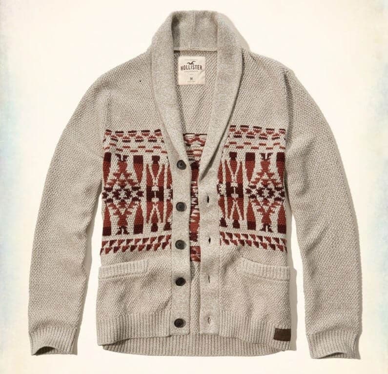 Όλα τα εκπτωτικά Tops έως 19,99€ και δωρεάν μεταφορικά στα Hollister