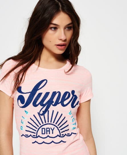 2 Γυναικεία T-Shirt 50€ ή 2 Ανδρικά Polo 75€ στα Superdry