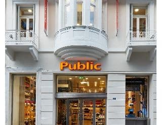 Προσφορές στο νέο κατάστημα Public στο Κολωνάκι