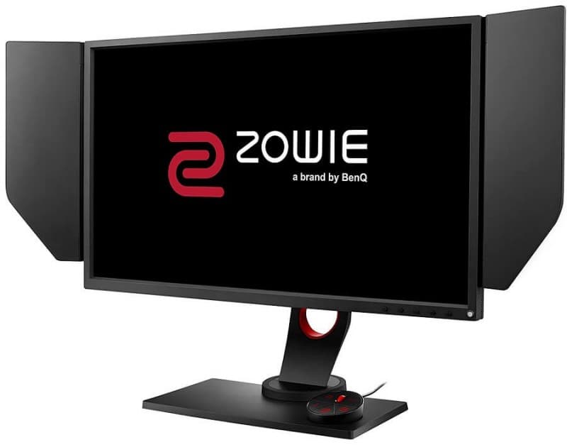 BenQ ZOWIE XL2540 (24", 240Hz, TN) 345€ και BenQ EX3200R (32", 144 Hz, VA) 346€ από Amazon ES (εκτός αποθέματος)