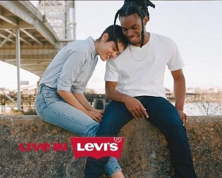-50% στο 2ο είδος Levi's στα Factory Outlet