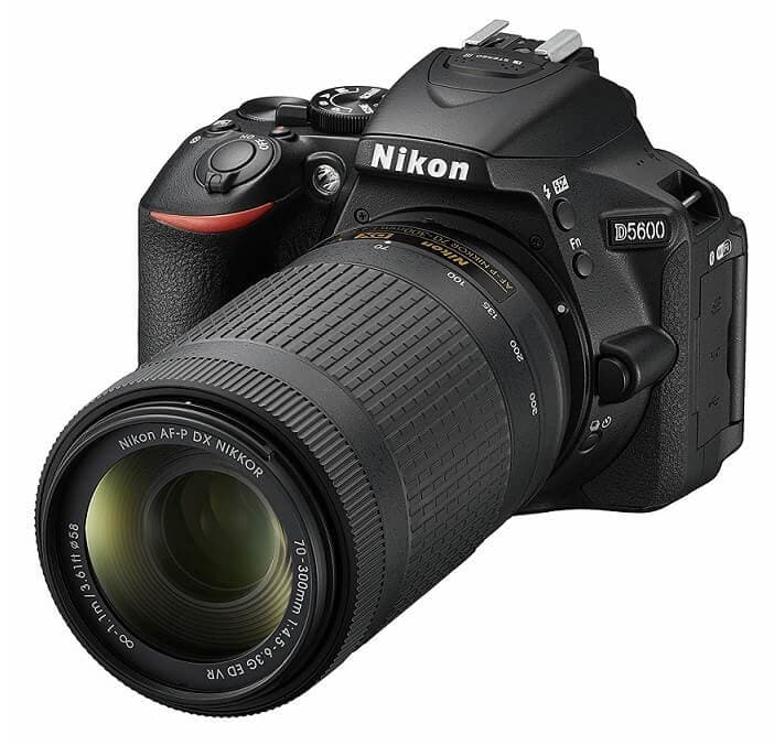 Nikon D5600 Kit (AF-P DX 18-55mm VR + AF-P DX 70-300mm VR) 721,57€ @ amazon.es