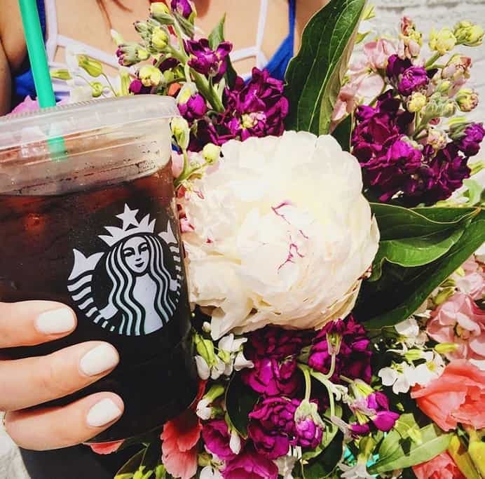 1+1 σε όλα τα ροφήματα στα Starbucks για τις μαμάδες την Κυριακή 13/05