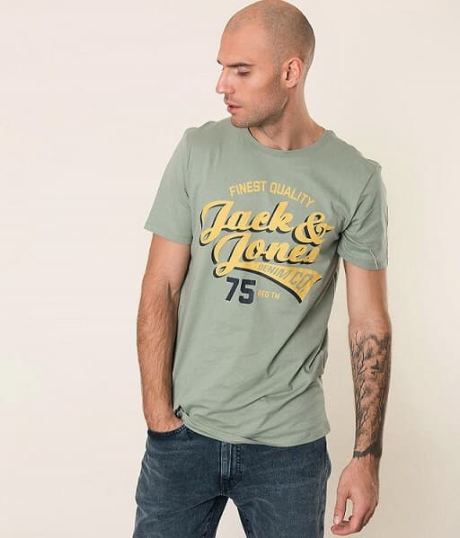 Επιλεγμένες Μπλούζες και T-shirt με -50% στο buldoza.gr