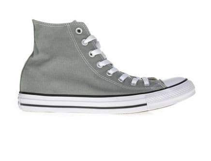 Happy Hour 21:00-8:00 extra 30% έκπτωση στα Converse @ Factory Outlet