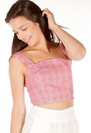 Crop Top 16,9€ @ Badila
