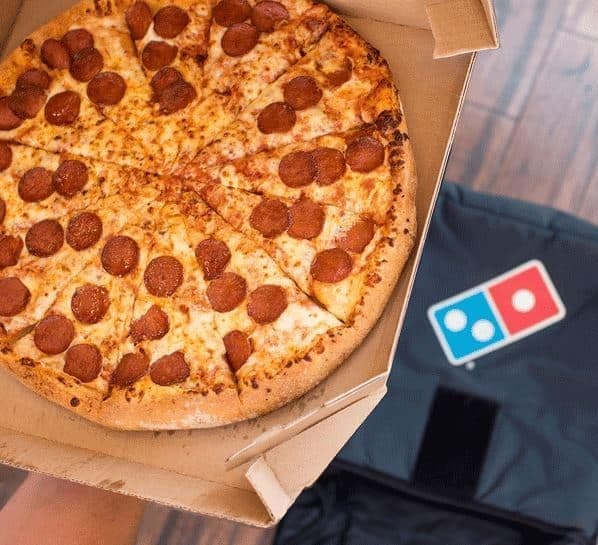 Jumbo Domino's πίτσα €9,95 για online παραγγελία