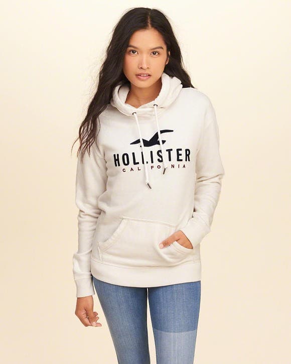 -60% σε όλα τα εκπτωτικά προϊόντα στα Hollister