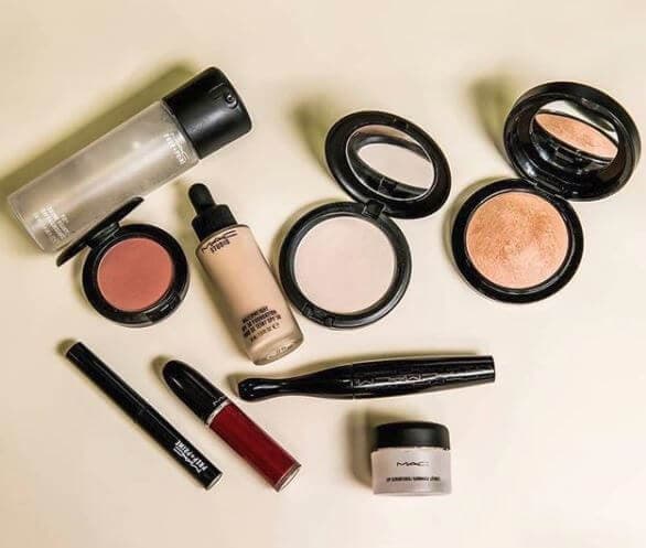 Έκπτωση 30% σε επιλεγμένα προϊόντα M.A.C. Cosmetics