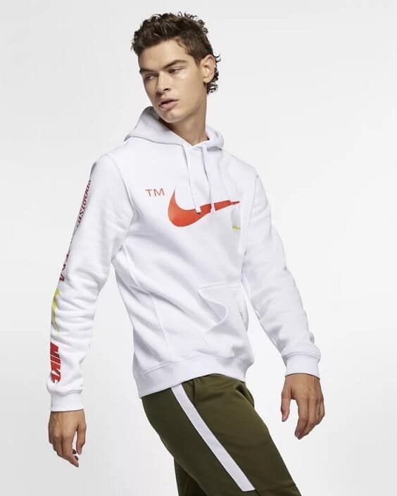 Cyber Monday έκπτωση 20% στα προϊόντα με κανονική τιμή στη Nike