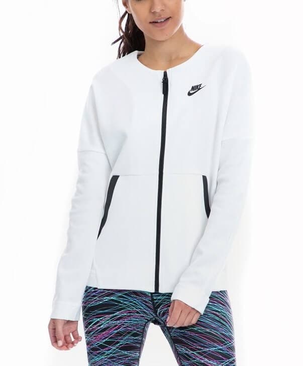 Nike Happy Hour με extra -20% στα Factory Outlet