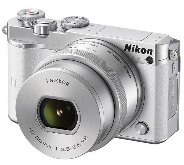 Nikon 1 J5 Kit 10-30mm Mirrorless 299€ - Public