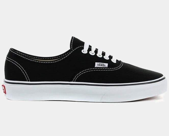Vans Authentic unisex sneakers 32€ με την αποστολή στο The Athlete's Foot