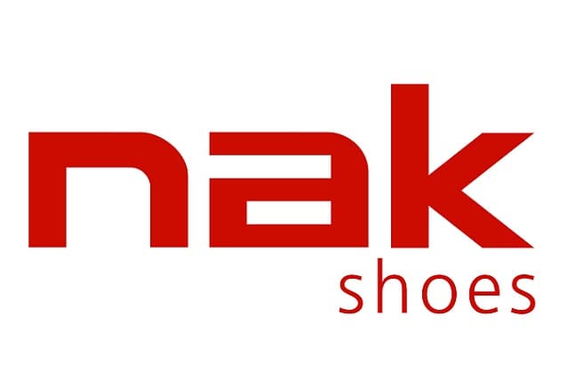 Εκπτώσεις -70% σε υποδήματα NAK