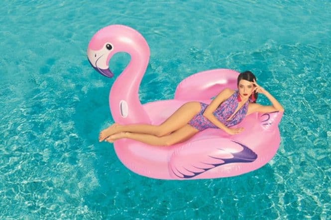 Bestway Φουσκωτό Ride On Θαλάσσης Flamingo με Χειρολαβές Ροζ 173Χ170εκ, στα 14,90€, Praktiker