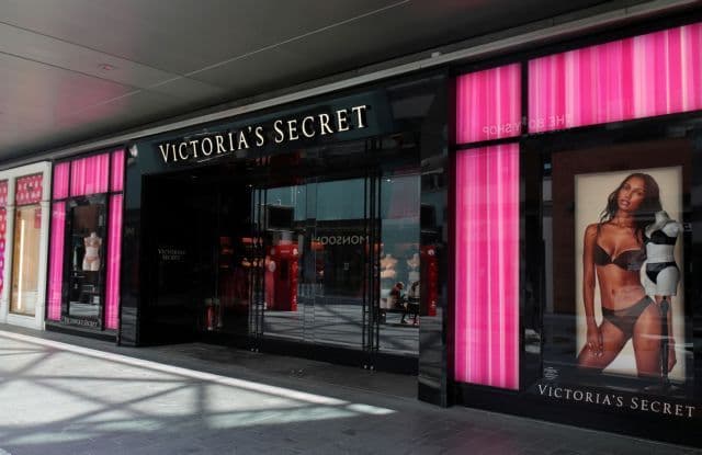 Victoria's Secret 10 εσώρουχα με 40€ (+10€ υα μεταφορικά)