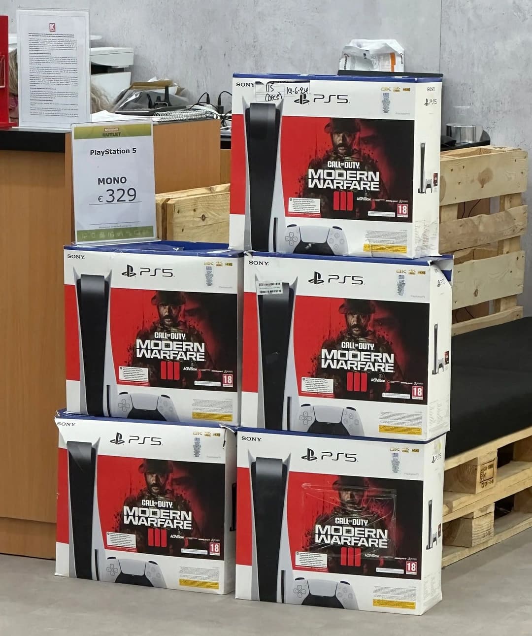 Εκθεσιακά PS5 disk CoD: Modern Warfare III στον Κωτσόβολο Outlet Σ.Ε.Α Σείριος
