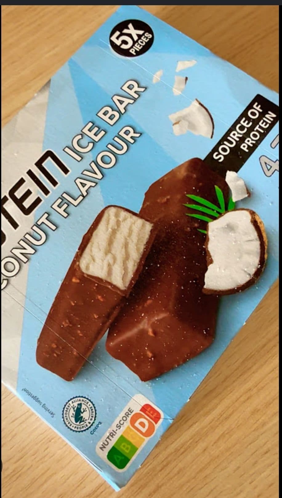 Γλύκισμα παγωτού protein ice bar και πραλινα τσουρέκι σε προσφορά από Lidl