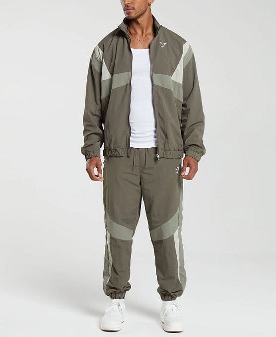Gymshark αθλητικά ρούχα & αξεσουάρ έως -70% και έξτρα -25%
