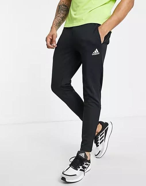 Extra -30% στο ASOS σε επιλεγμένα είδη
